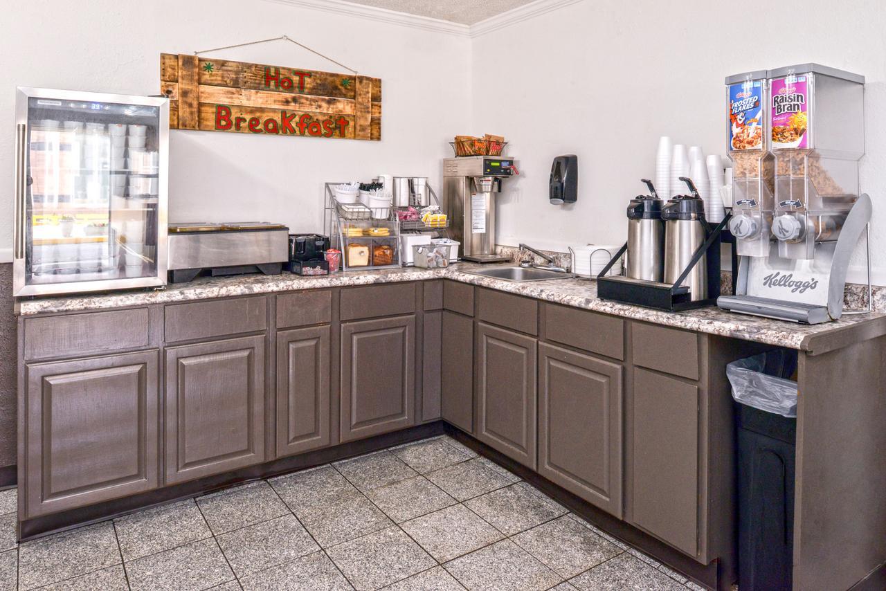Country Garden & Suites-Benton Ngoại thất bức ảnh