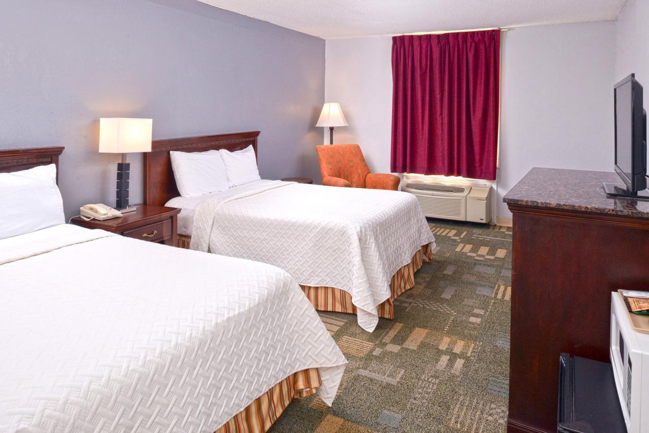 Country Garden & Suites-Benton Ngoại thất bức ảnh