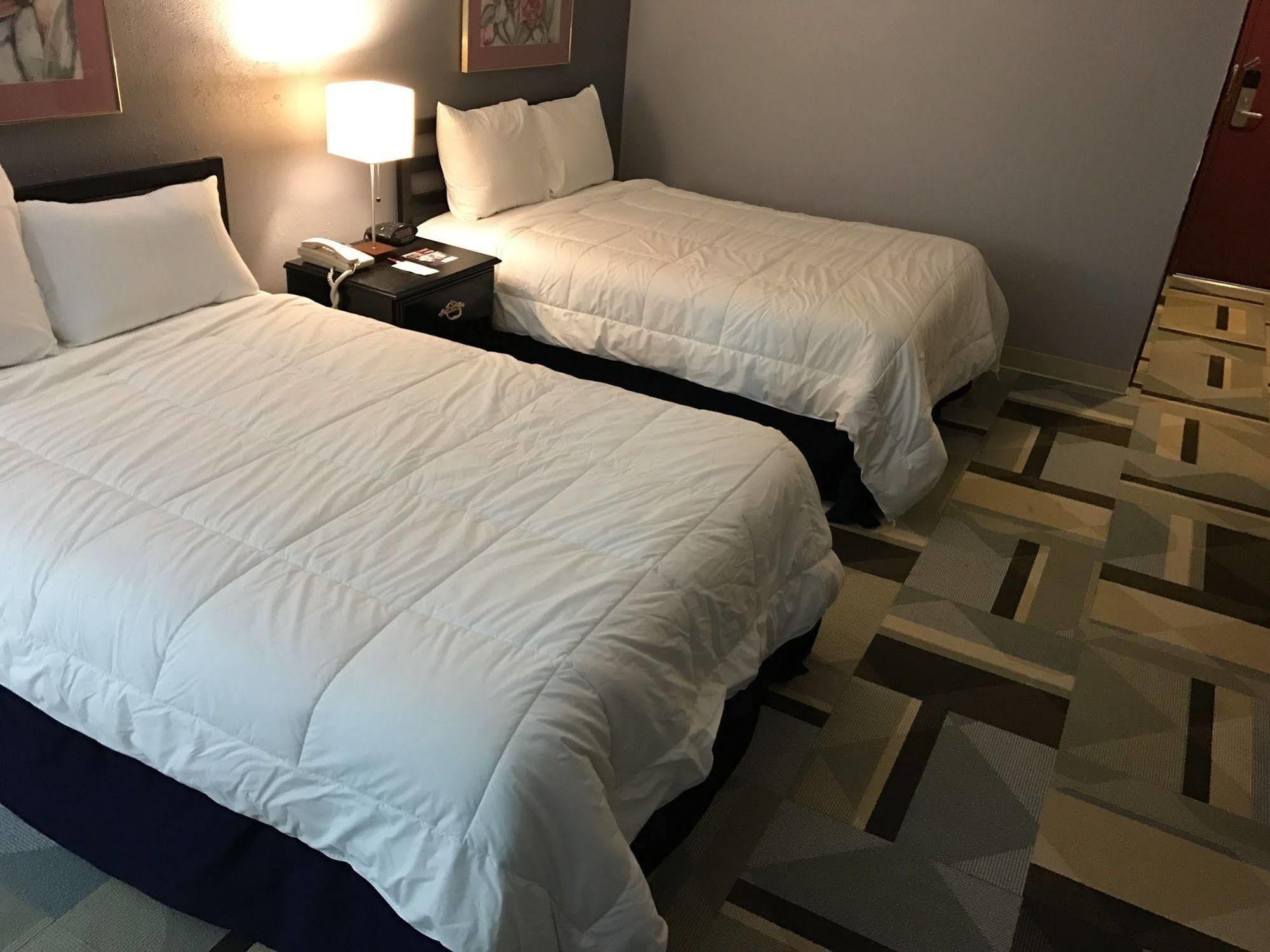 Country Garden & Suites-Benton Ngoại thất bức ảnh